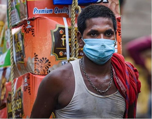 新毒株已入我国!爆发国又开始强制佩戴口罩︰(中国强制口罩)