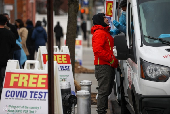 包含美国新冠肺炎确诊超164万的词条