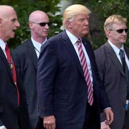 美国新冠病毒确诊超165万,美国新冠确诊病例超过291万