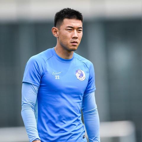 「大连昨增本土52例:34例是大学生」〃大连高校学生确诊