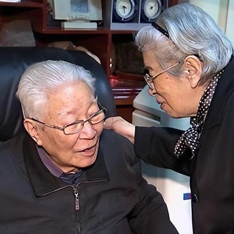 “31省区市新增确诊103例本土94例” 31省区市新增本土确诊病例30例？